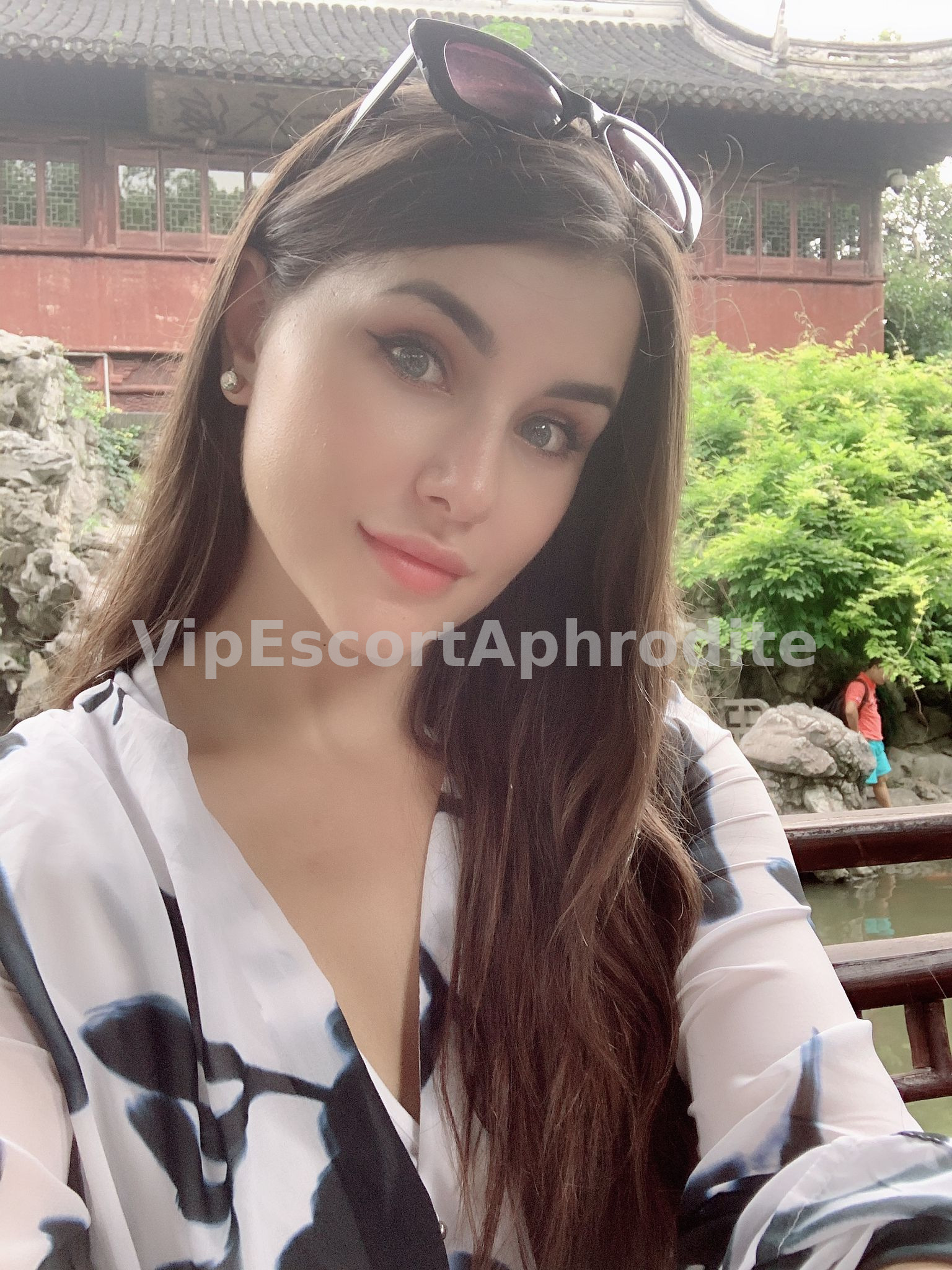 BELLA